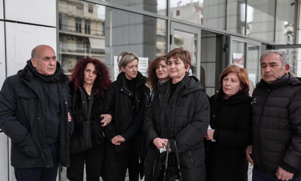Υπόθεση Τοπαλούδη: Οι γονείς της πρώτοι μάρτυρες στη δίκη που συνεχίζεται στο Εφετείο